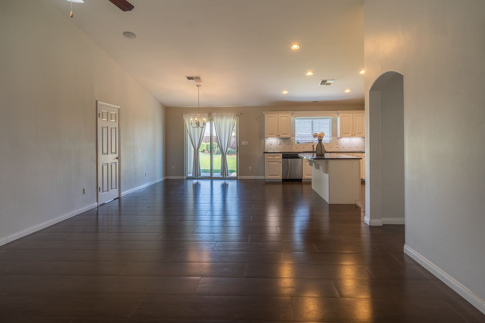 Living room, before virtual staging