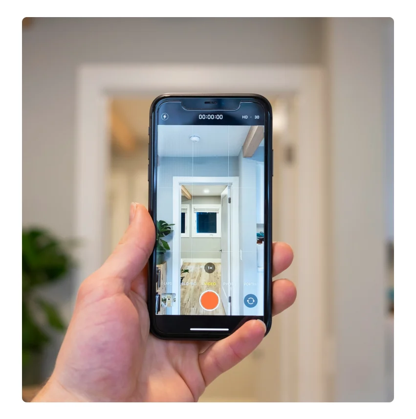 Recording a walkthrough of a home on a phone